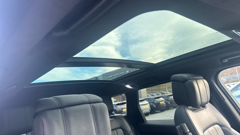 Land Rover Range Rover Sport 3.0 D300 Autobiography Dynamic 5dr Auto Diesel Estate